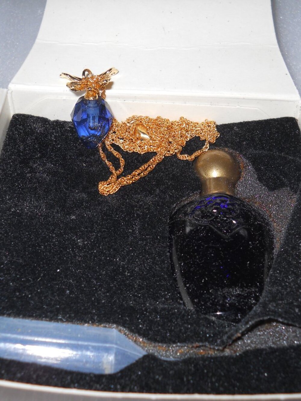 Avon - Butterfly Fragrance Pendant